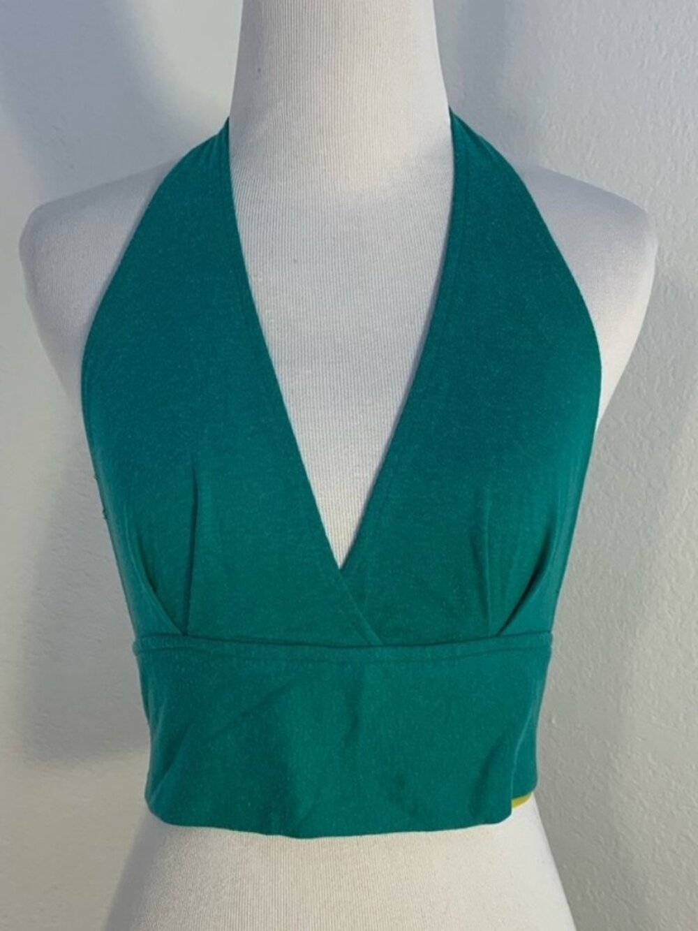 Classy Lass Green Halter Top Size Medium